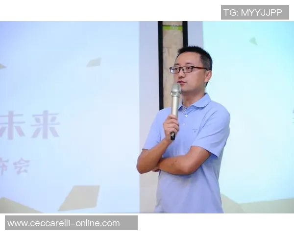 攀岩人生的深度对话:张伟如何在高峰与低谷中找到自我 攀岩人生的深度对话:张伟如何在高峰与低谷中找到自我